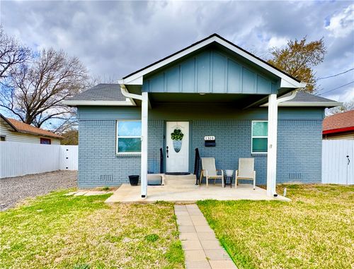 1308 Dawson St, Hearne, TX, 77859-2067 | Card Image
