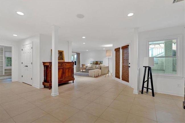 400 Old Ivy Rd Ne, House other with 6 bedrooms, 6 bathrooms and 3 parking in Atlanta GA | Image 73