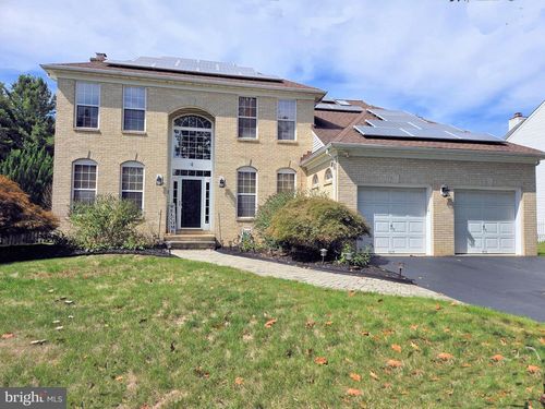4 Wendover Rd, East Windsor, NJ, 08520-2824 | Card Image