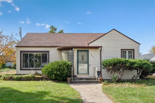 231 N Monroe St, Lisbon, IA, 52253-9815 | Card Image