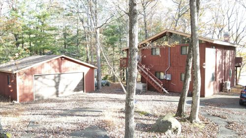 101 Corral Ln, Lords Valley, PA, 18428 | Card Image