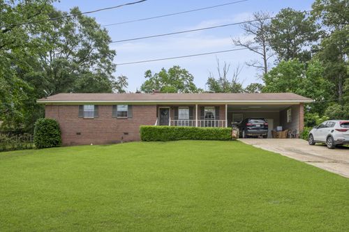 110 Highland Cir, Petal, MS, 39465-3727 | Card Image