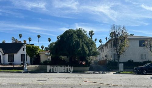 1104 N Lake Avenue, Pasadena, CA, 91104 | Card Image