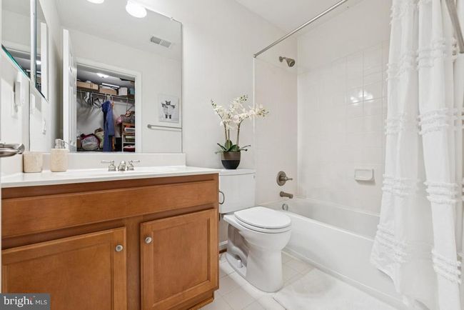 8411 Whitehaven Ct, House other with 6 bedrooms, 5 bathrooms and null parking in LORTON VA | Image 25