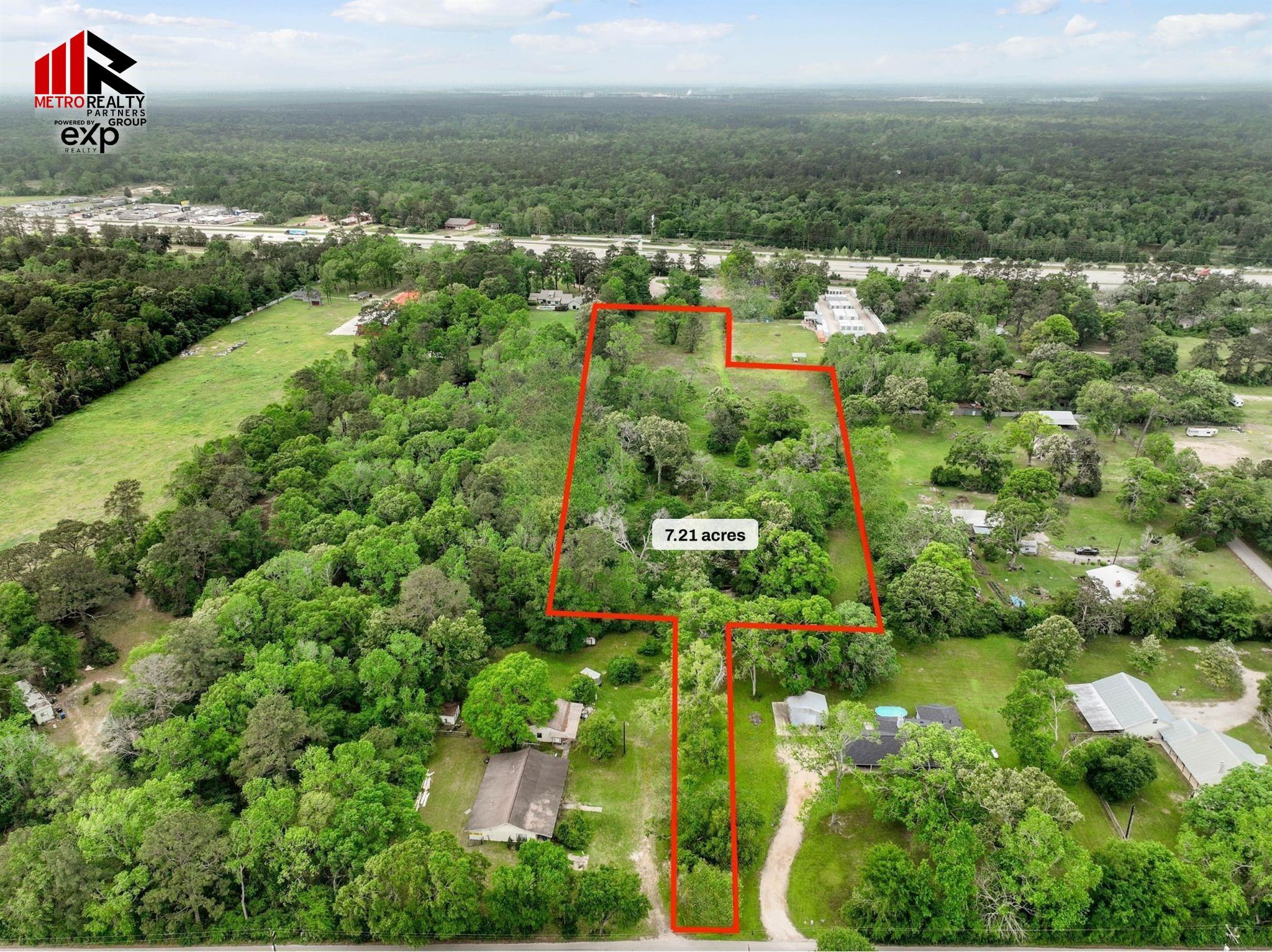 Land in Splendora
