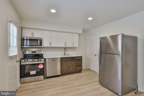 unit-d3-305 S Warminster Road, HATBORO, PA, 19040 | Card Image