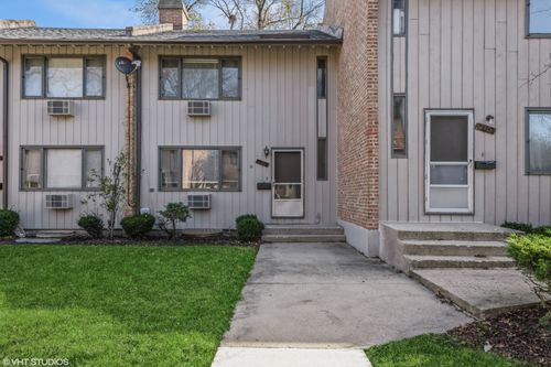 768-768 Concord Ln, Barrington, IL, 60010-4511 | Card Image