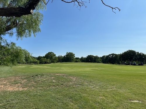 592 Breezy Dr, Brownwood, TX, 76801 | Card Image