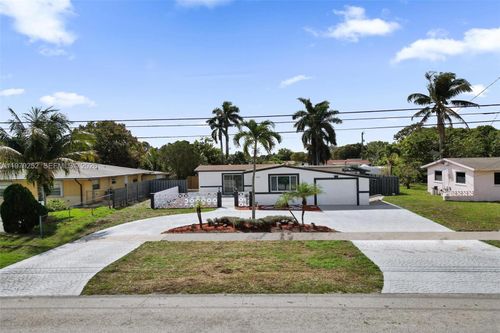 4320 Nw 26th St, Lauderhill, FL, 33313-2717 | Card Image