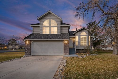 160 Country Club Dr, Stansbury Park, UT, 84074-9662 | Card Image