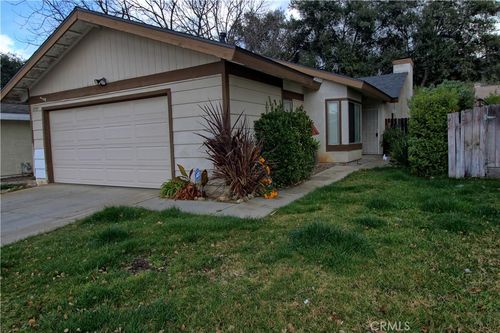 13597 Chaparral Trl, Yucaipa, CA, 92399 | Card Image