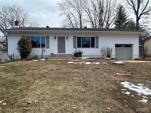 390 Highway Dr, Saint Clair, MO, 63077-1332 | Card Image