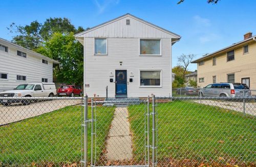 5649 N 61st St, Milwaukee, WI, 53218-2402 | Card Image