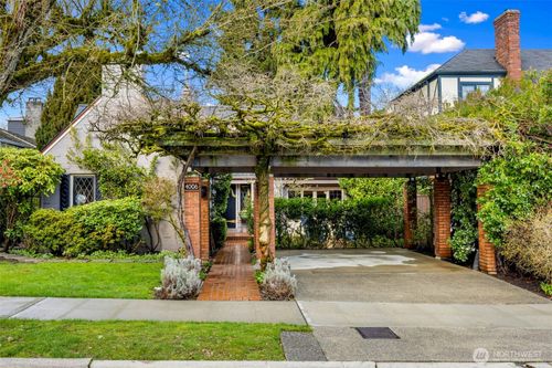 4006 Ne 38th St, Seattle, WA, 98105-5418 | Card Image