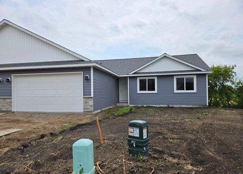 218 Fischer Ct Nw, Montgomery, MN, 56069-4451 | Card Image