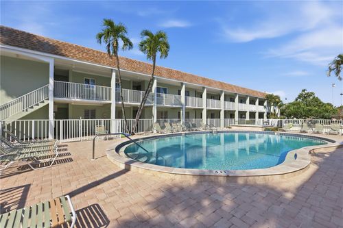 unit-106-7100 Gulf Dr, Holmes Beach, FL, 34217-1186 | Card Image