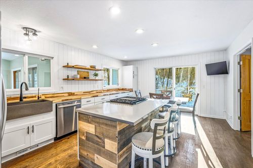 15085 Square Lake Trl N, Stillwater, MN, 55082-8551 | Card Image