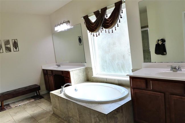 20623 Falling Cypress Ct, House other with 5 bedrooms, 4 bathrooms and 2 parking in Humble TX | Image 17