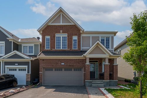 635 Perseus Ave, Nepean, ON, K2J6S7 | Card Image