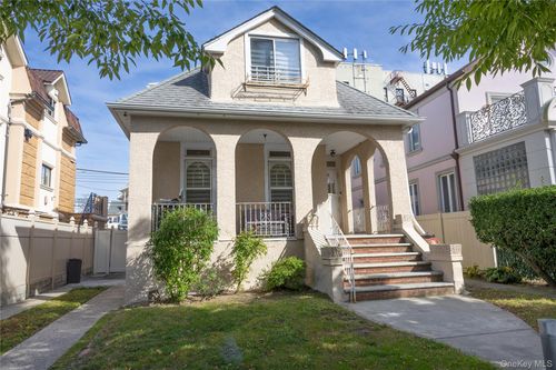 173 Beaumont St, Brooklyn, NY, 11235-4118 | Card Image