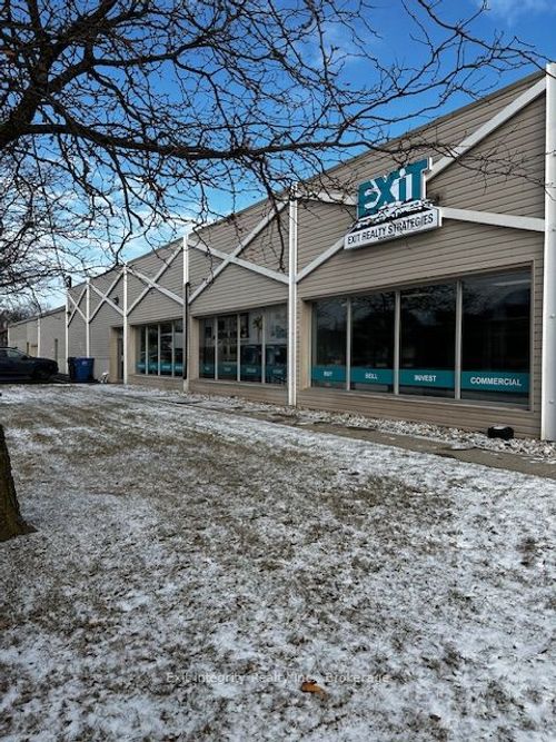 {{alt}} | Card Image