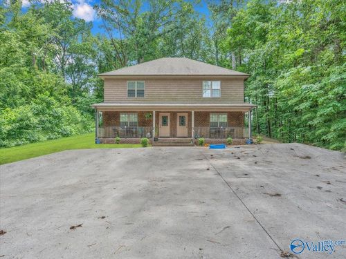 12208 Beech Fork Ln, Athens, AL, 35611-6916 | Card Image