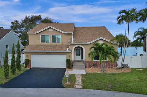 1021 Sw 109th Way, Davie, FL, 33324-4145 | Card Image