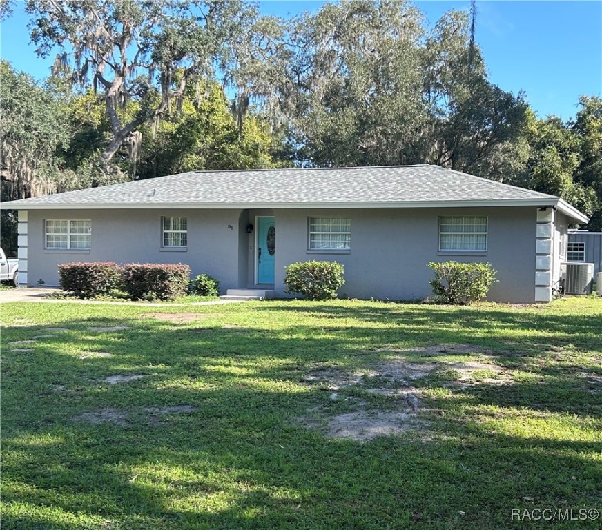 Sheltering Oaks Dr, Inverness, FL 34453