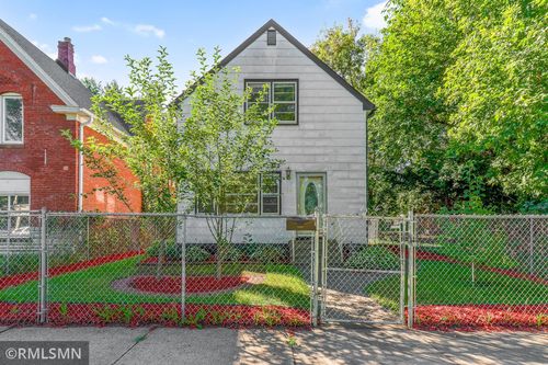 730 Edmund Ave, Saint Paul, MN, 55104-2726 | Card Image