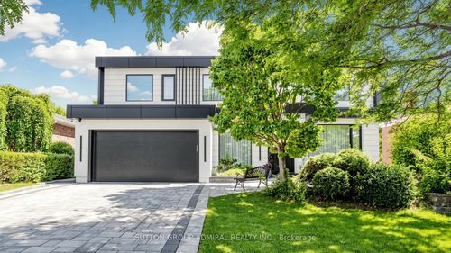 33 Thorny Brae Dr, Thornhill, ON, L3T3G5 | Card Image