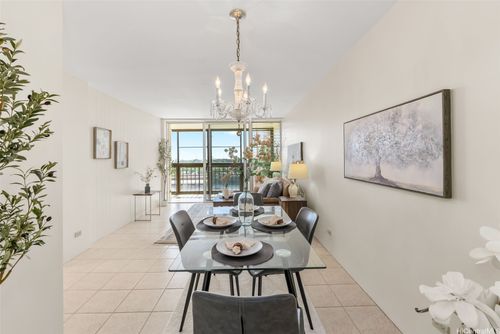 apt-a501-4300 Waialae Ave, Honolulu, HI, 96816-6702 | Card Image