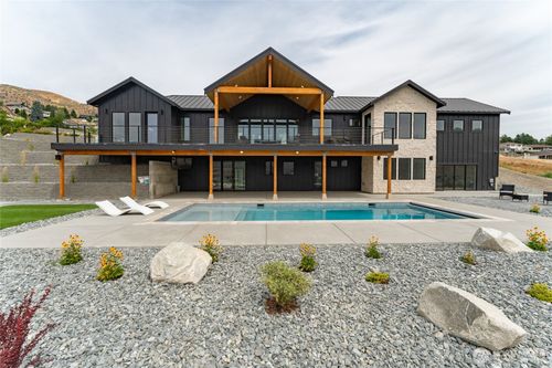 134 Hillcrest Pl, Chelan, WA, 98816-9515 | Card Image