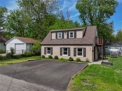 1905 Russell Ave, Kettering, OH, 45420-3250 | Card Image