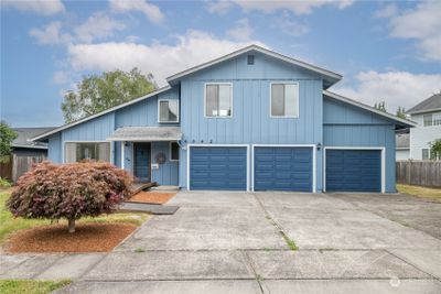 4042 Oak Street, House other with 3 bedrooms, 1 bathrooms and 3 parking in Longview WA | Image 1