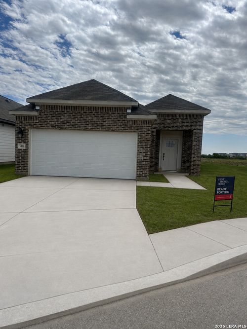 5402 Diane Gdns, San Antonio, TX, 78222-4551 | Card Image