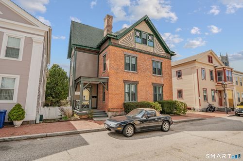 20 Starr St, New London, CT, 06320-6021 | Card Image