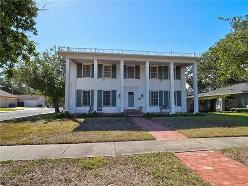 201 Del Mar Boulevard, Corpus Christi, TX, 78404-1826 | Card Image