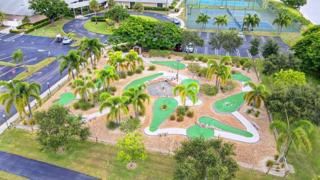 3893 Dafilee Cir, House other with 2 bedrooms, 2 bathrooms and null parking in West Palm Beach FL | Image 63