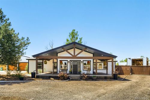 611 Pinyon Cir, Lochbuie, CO, 80603-5700 | Card Image