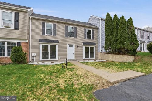 6687 Pickwick Ct, BENSALEM, PA, 19020-1914 | Card Image