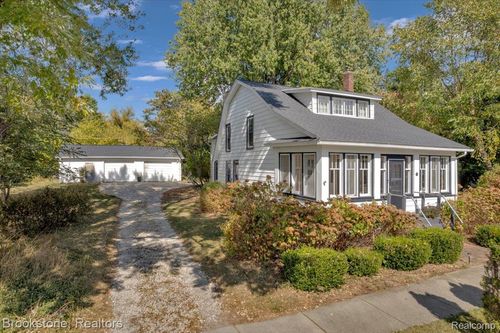 153 1st St, Metamora, MI, 48455-9302 | Card Image