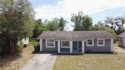 4415 John Bell Jr Dr, Tampa, FL, 33610-6834 | Card Image