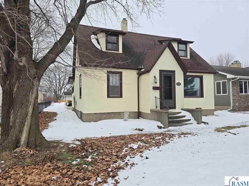 912 Broadway St S, New Ulm, MN, 56073 | Card Image