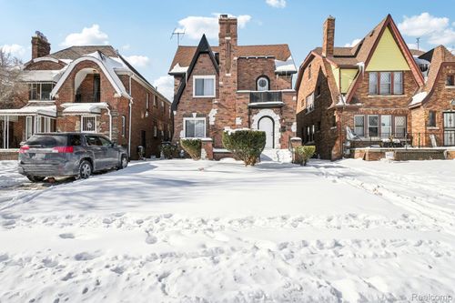 17187 Northlawn St, Detroit, MI, 48221-2548 | Card Image