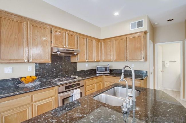 13837 Fontanelle Pl, House other with 3 bedrooms, 3 bathrooms and 4 parking in San Diego CA | Image 22