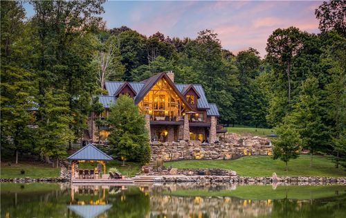 1 Teepee Rd, Canonsburg, PA, 15317-5302 | Card Image