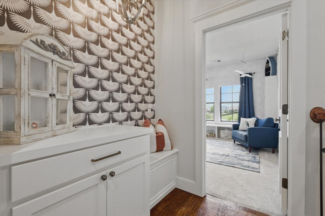 2nd floor landing | Image 31