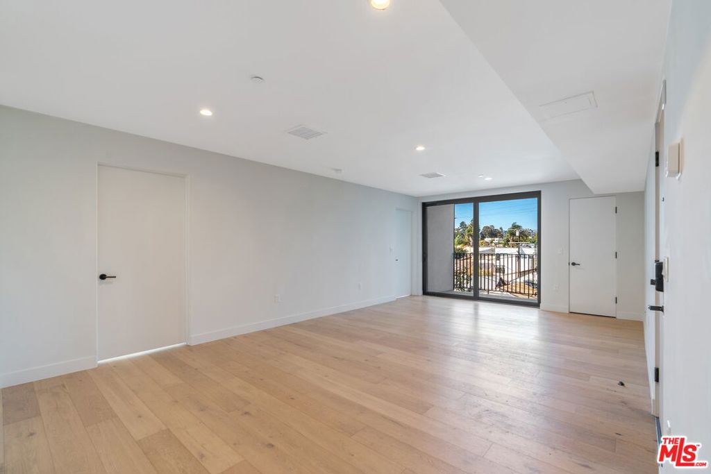 Residential in Los Angeles 3