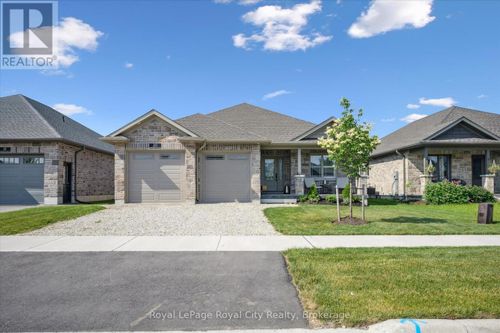 20 Winchester Crescent, North Perth (Listowel), ON, N4W0J8 | Card Image