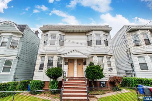 67 Harrison Ave, West Orange, NJ, 07052-5913 | Card Image